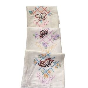 Vintage Flour Sack Embroidered Weekend Days Kitchen Towels Fri Sat Sun Butterfly